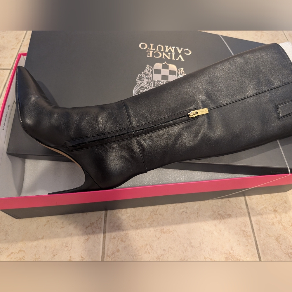 NEVER WORN Size 7 Vince Camuto Black Heeled Boot